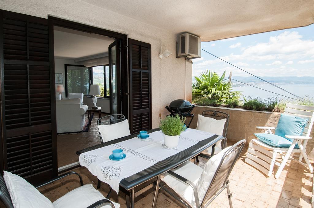 Apartments Daniel Opatija Bilik gambar