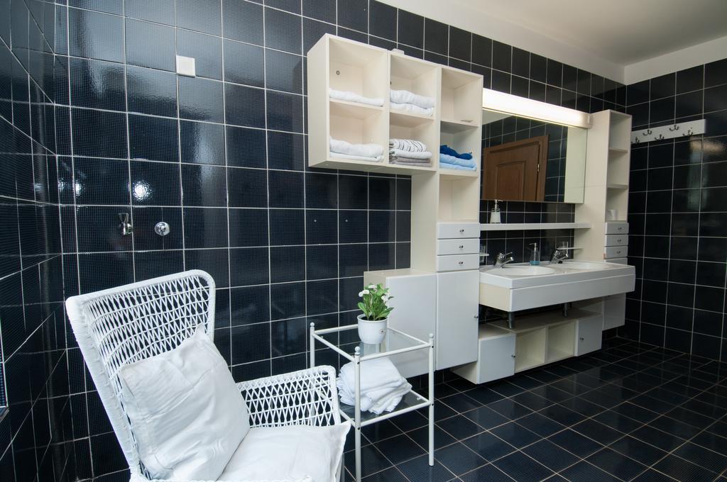 Apartments Daniel Opatija Bilik gambar